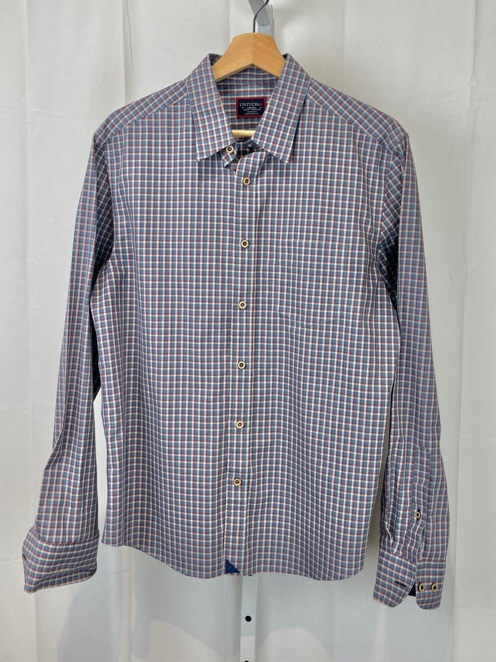 UNTUCKIT Fabiano Wrinkle Free Plaid Long Sleeve Button Down Shirt Blue Red M